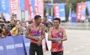 （体育）马拉松——2025乌鲁木齐马拉松开跑