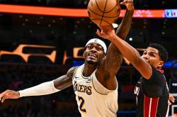 洛杉矶湖人胜出迈阿密热火的关键因素揭秘