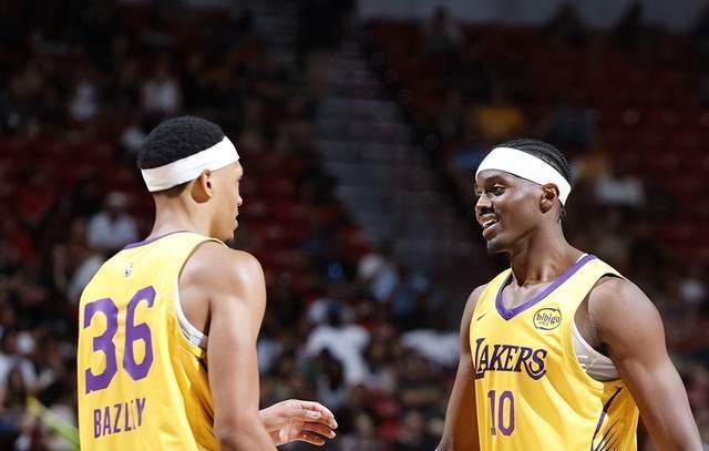 重磅！官宣：洛杉矶湖人正式签下26+12内线悍将