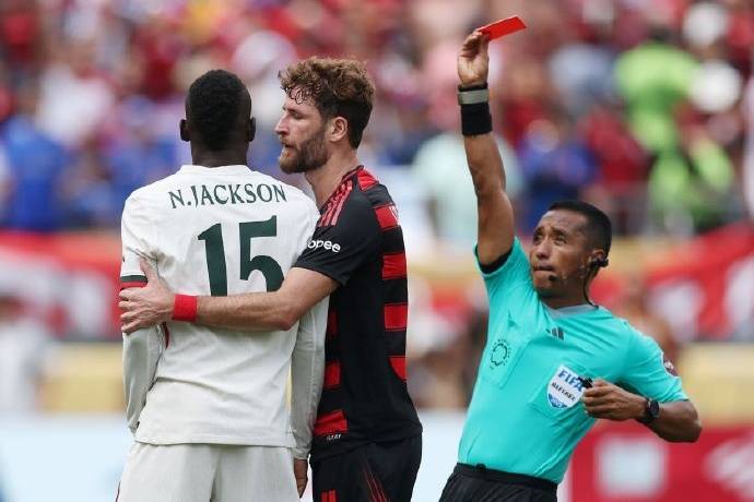 阿斯顿维拉、纽卡与拜仁在杰克逊转会谈判中的动态