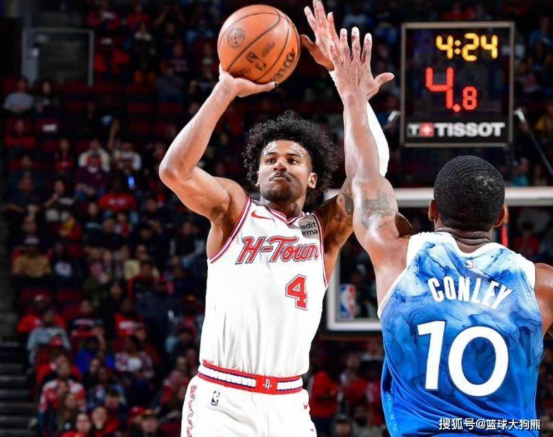 再见休斯顿！火箭队离队第7人出炉！夏联15中4，火箭队一举两得