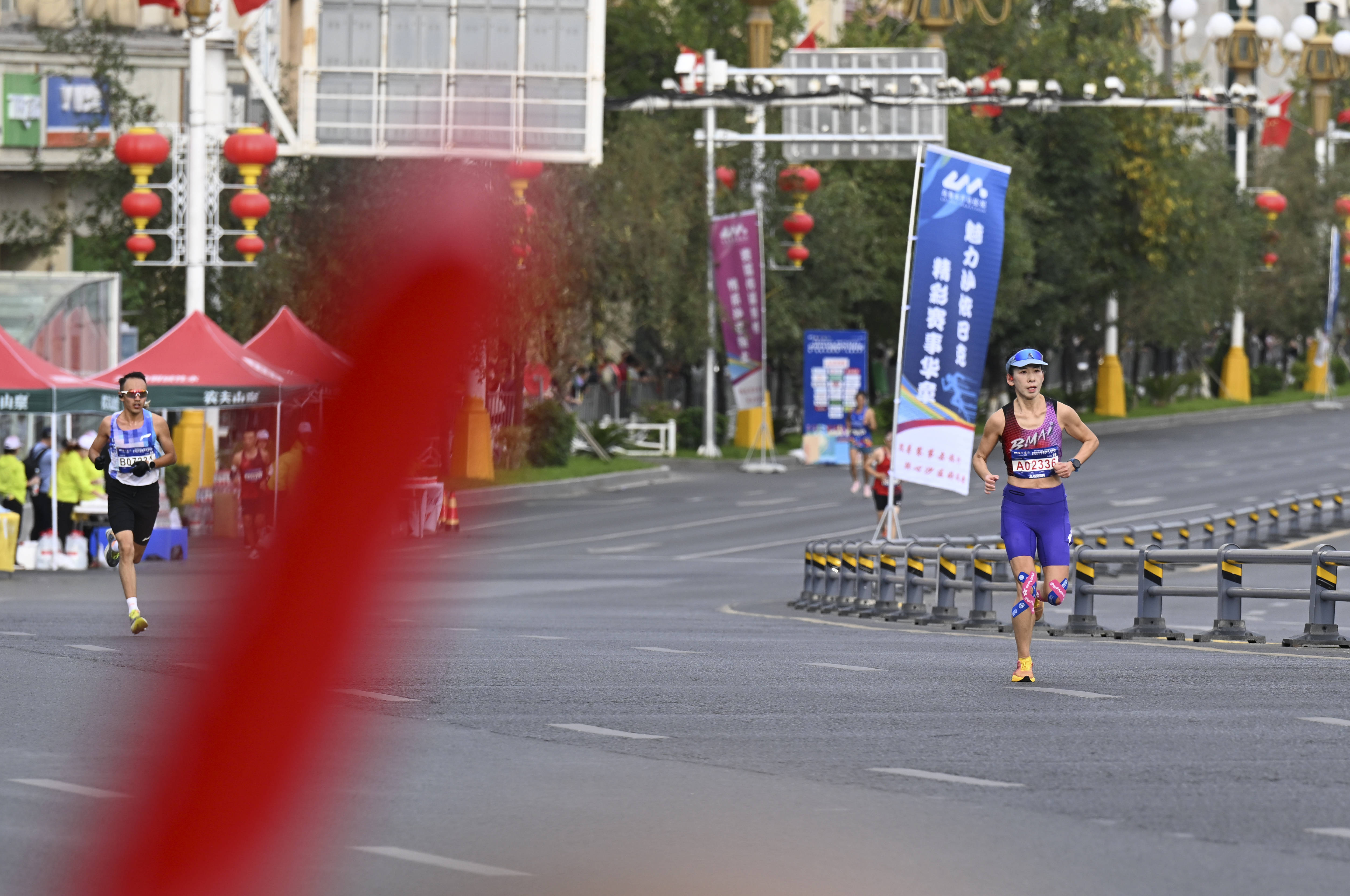 （体育）马拉松——2025乌鲁木齐马拉松开跑