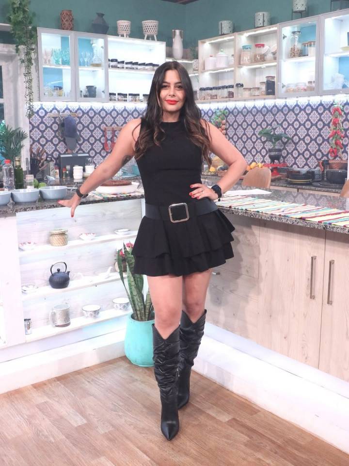 15年了！巴拉圭“乳神”完成足球评论员首秀，南非世界杯惊艳全球