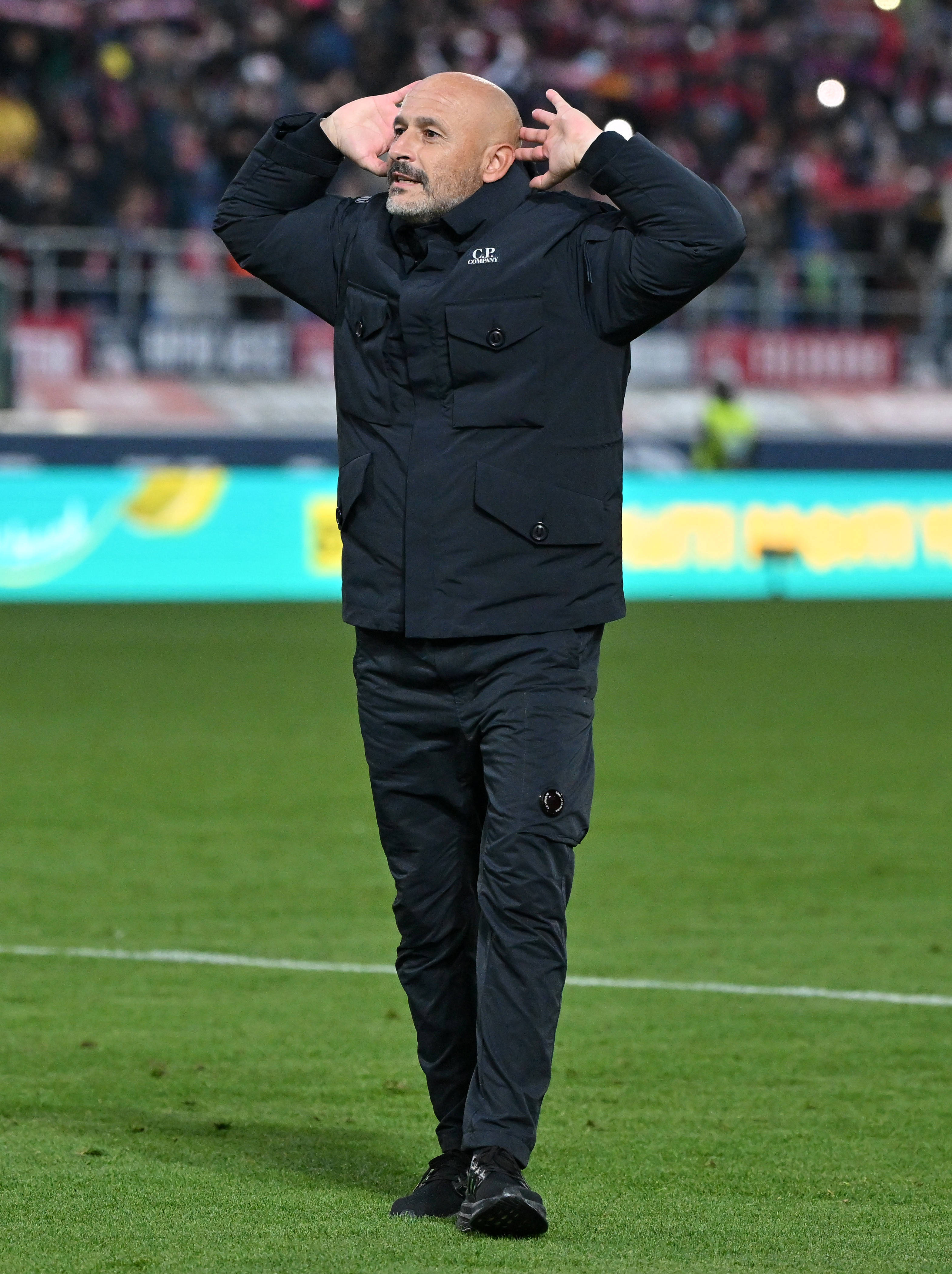 （体育）足球——意甲：博洛尼亚胜那不勒斯