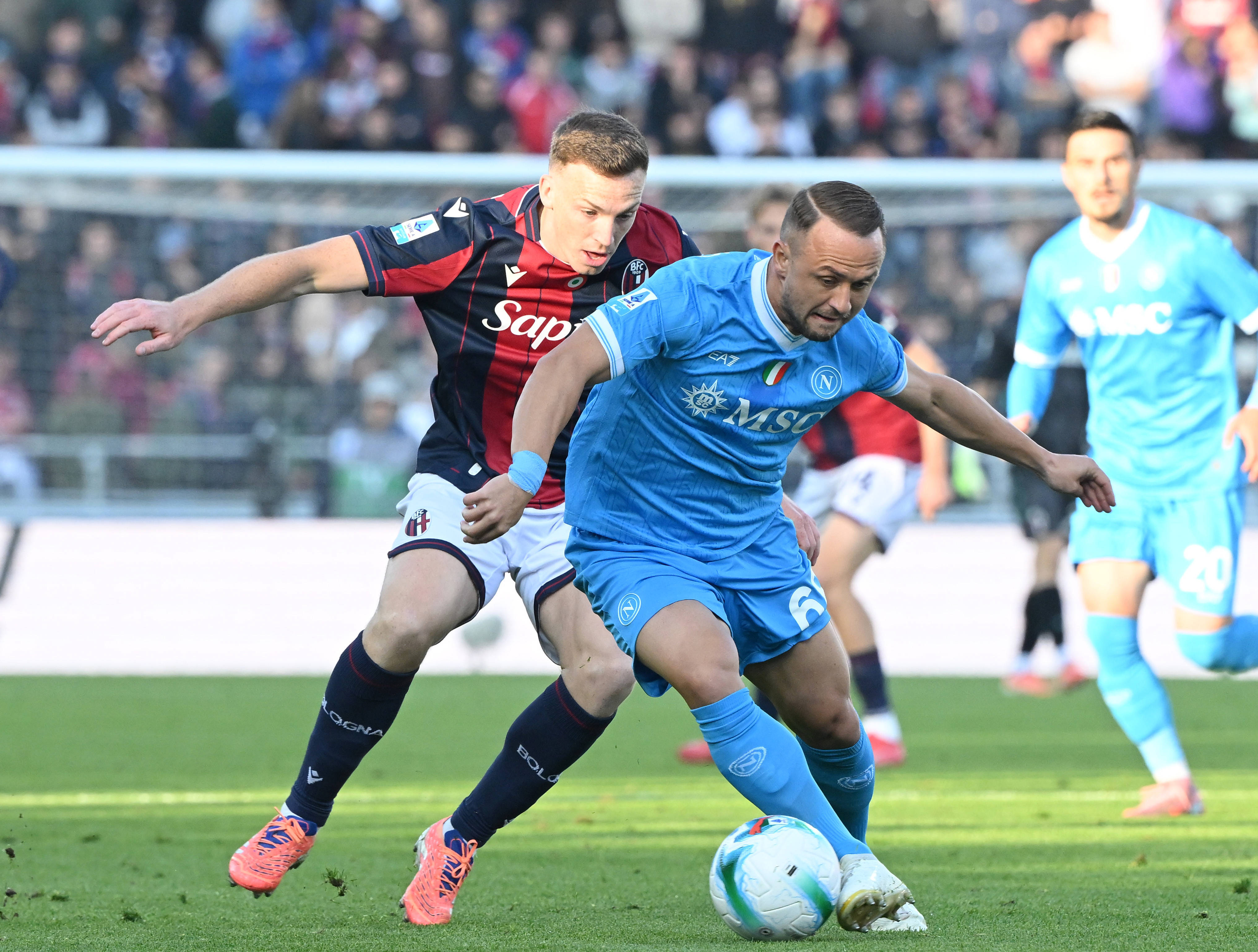 （体育）足球——意甲：博洛尼亚胜那不勒斯